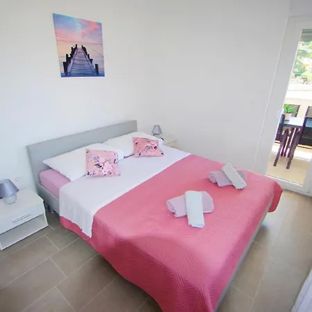 Apartment Fuer 4 Personen Ca 47 M In Pomer, Istrien Medulin Und Umgebung *